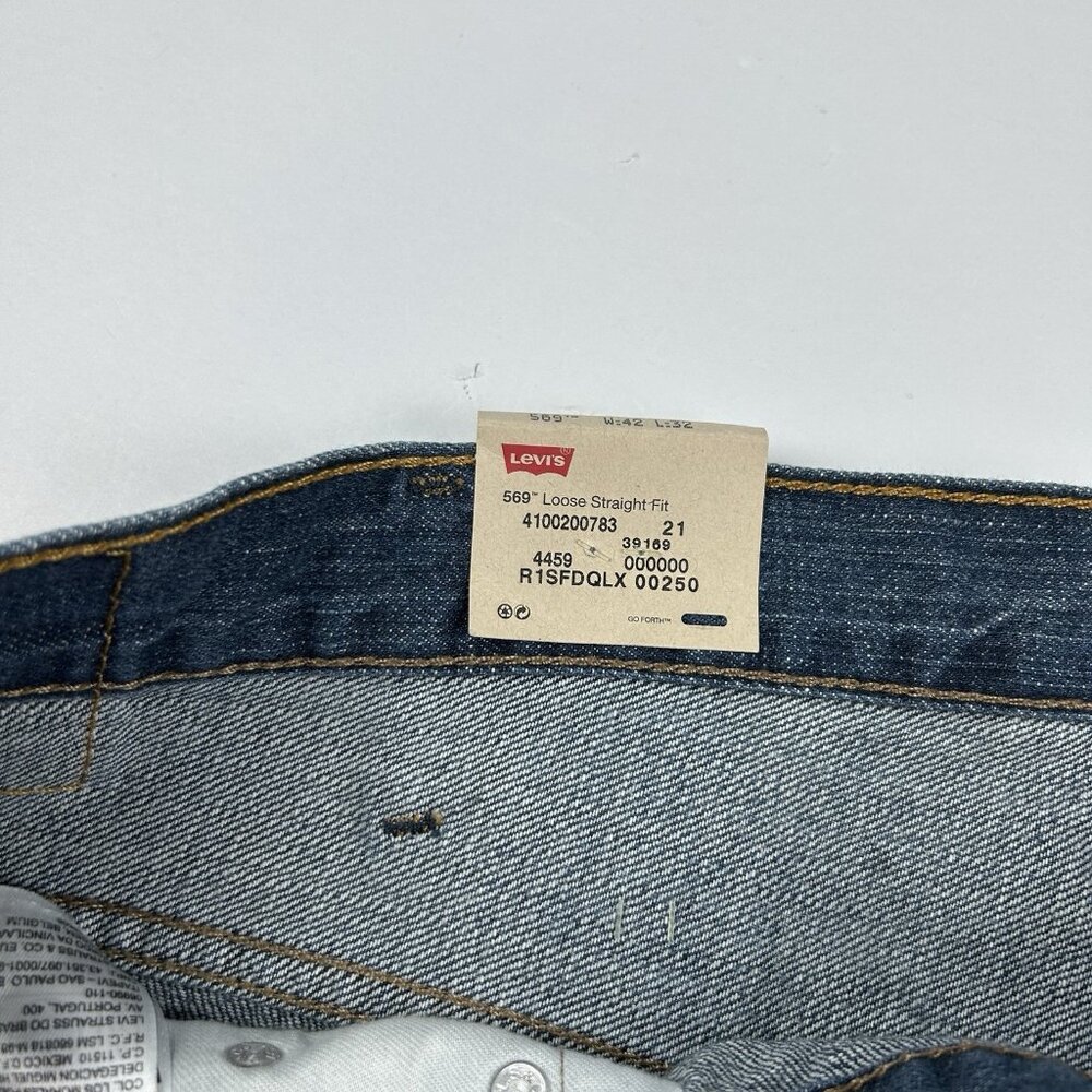 Y2K Levi's 569 Jeans Denim Pants Loose Straight Size 42x32  Dark Wash NWT Baggy - Picture 15 of 16